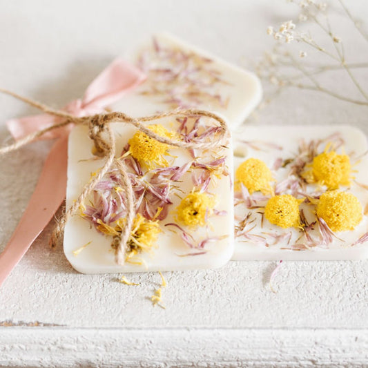 Botanical Bloom Wax Tablets with dried flowers
